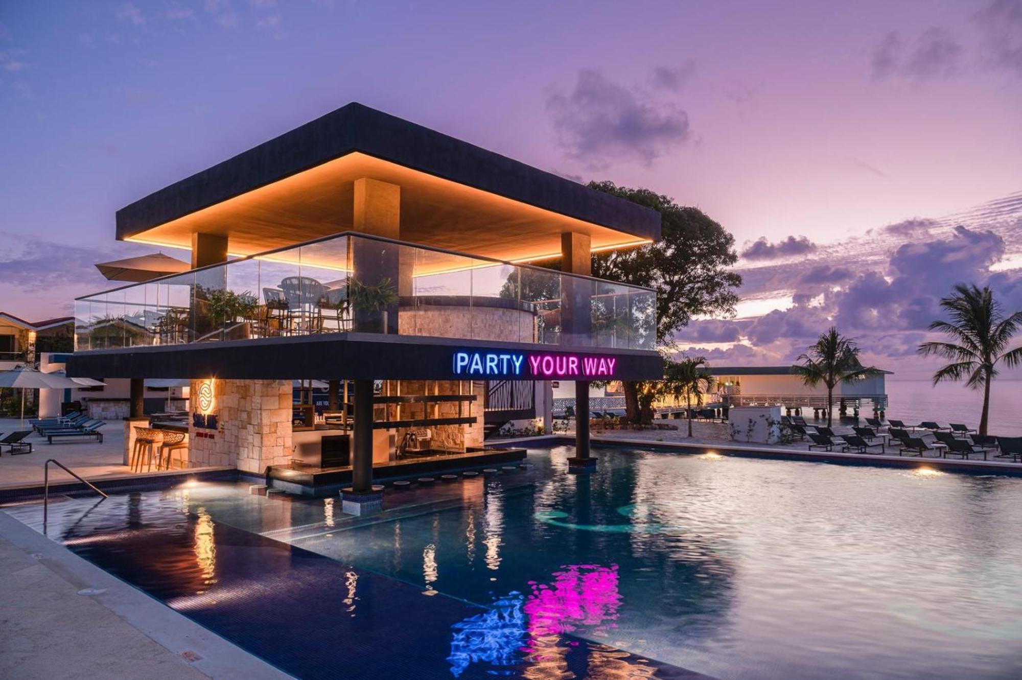 Royalton Chic Antigua, An Autograph Collection All-Inclusive Resort - Adults Only セントジョンズ エクステリア 写真