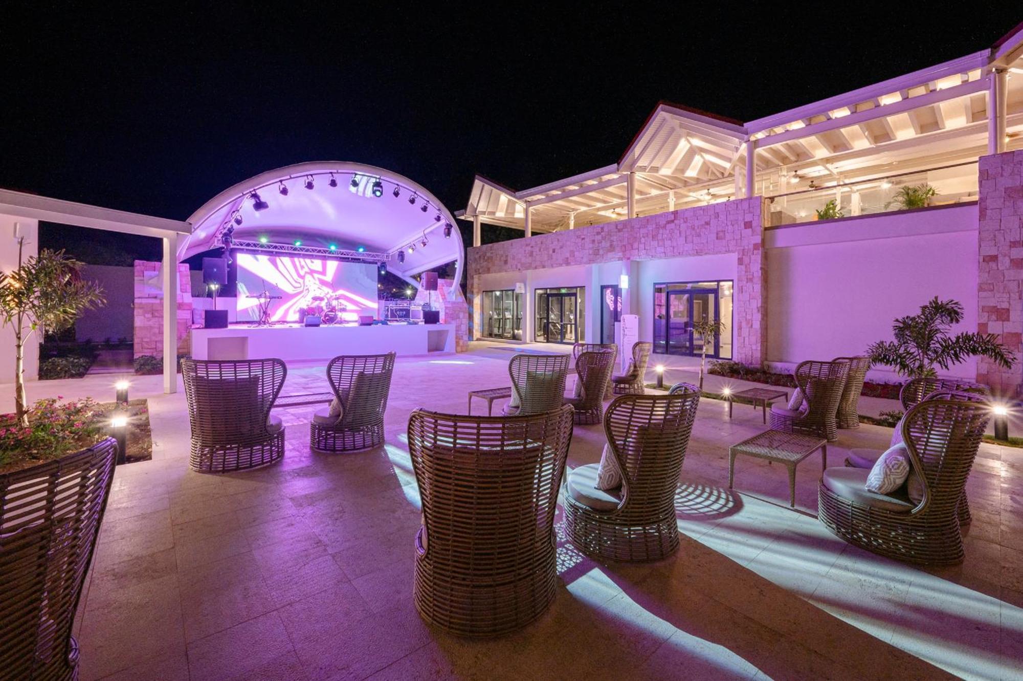 Royalton Chic Antigua, An Autograph Collection All-Inclusive Resort - Adults Only セントジョンズ エクステリア 写真