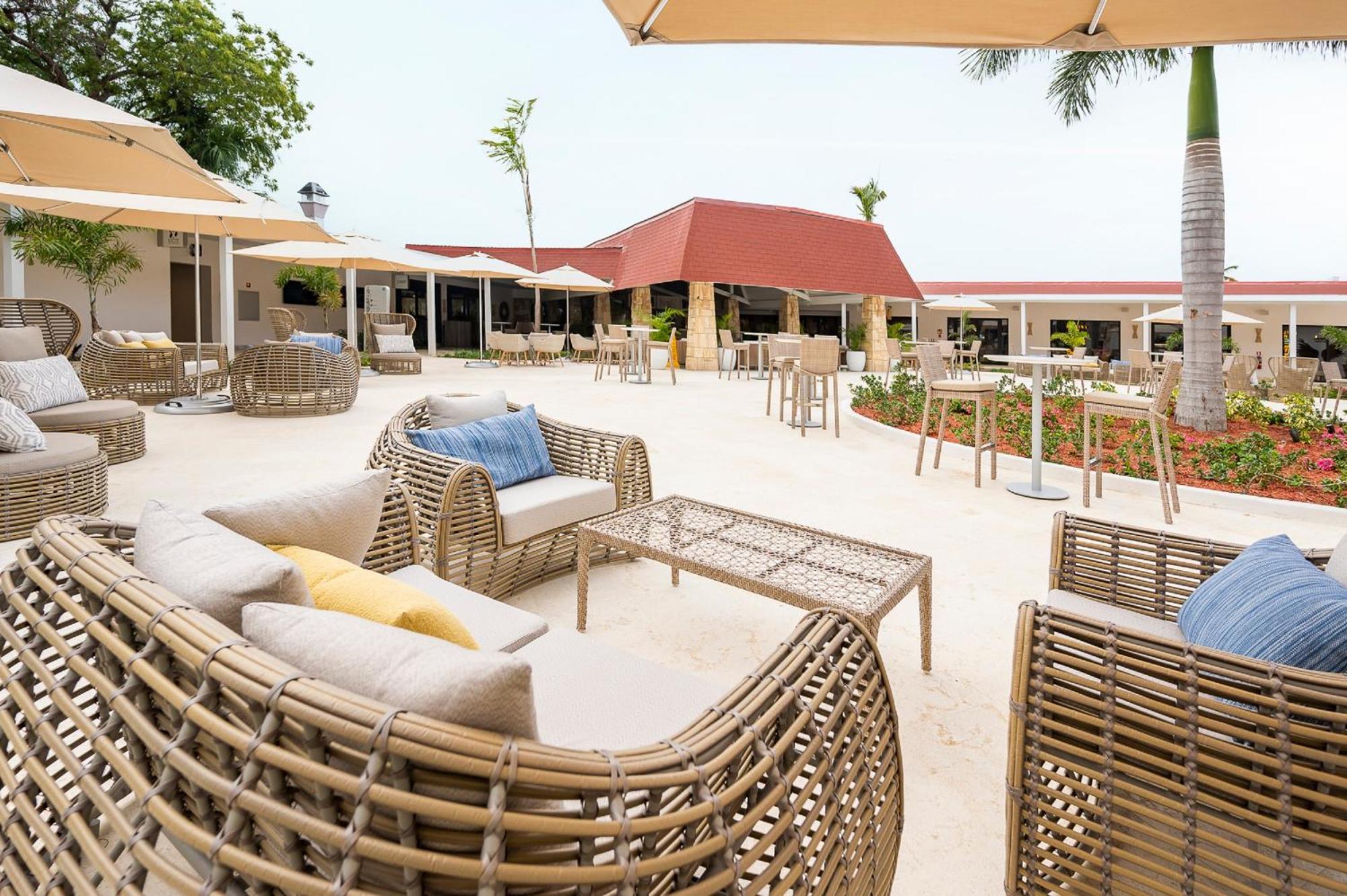 Royalton Chic Antigua, An Autograph Collection All-Inclusive Resort - Adults Only セントジョンズ エクステリア 写真